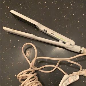 Keratin straightener